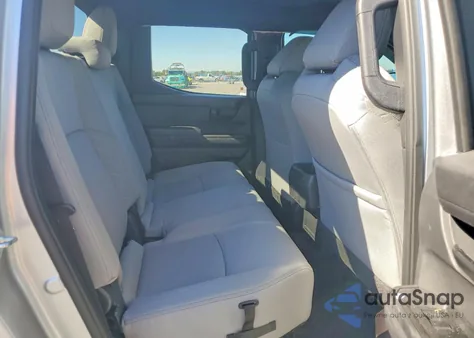 2024 Toyota Tacoma Double Cab z USA, uszkodzony, nr VIN 3TMLB5JN7RM060737